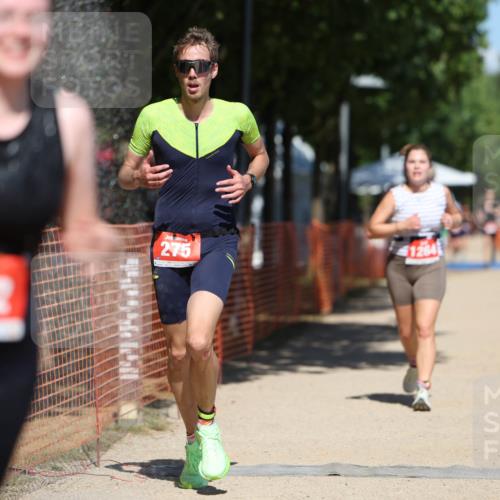 07.09.2025 - 19. Norderstedt Triathlon Michael Strokosch http://msf.ph/oto/8804957 07.09.2025 13:15:00 Laufen 166, 262, 275, 308, 1264, 1382 meine-sportfotos.de