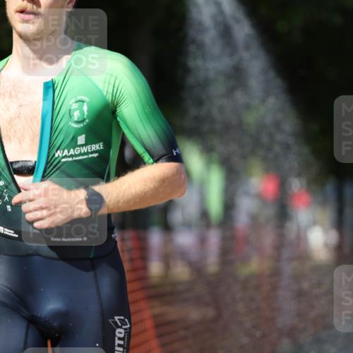 07.09.2025 - 19. Norderstedt Triathlon Michael Strokosch http://msf.ph/oto/8804967 07.09.2025 14:58:35 Laufen 1003, 1016 meine-sportfotos.de
