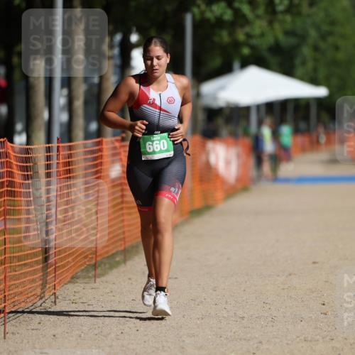 07.09.2025 - 19. Norderstedt Triathlon Michael Strokosch http://msf.ph/oto/8804969 07.09.2025 11:07:12 Laufen 660 meine-sportfotos.de