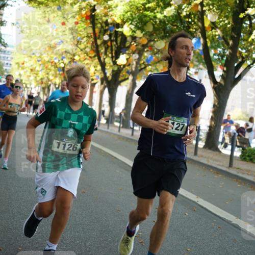 07.09.2025 - BARMER Alsterlauf Yannick Fuchs http://msf.ph/oto/8805004 07.09.2025 11:53:14 Laufen 1126, 27 meine-sportfotos.de