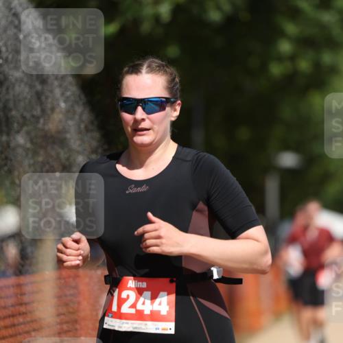 07.09.2025 - 19. Norderstedt Triathlon Michael Strokosch http://msf.ph/oto/8805010 07.09.2025 12:37:09 Laufen 253, 260, 280, 738, 861, 1244 meine-sportfotos.de