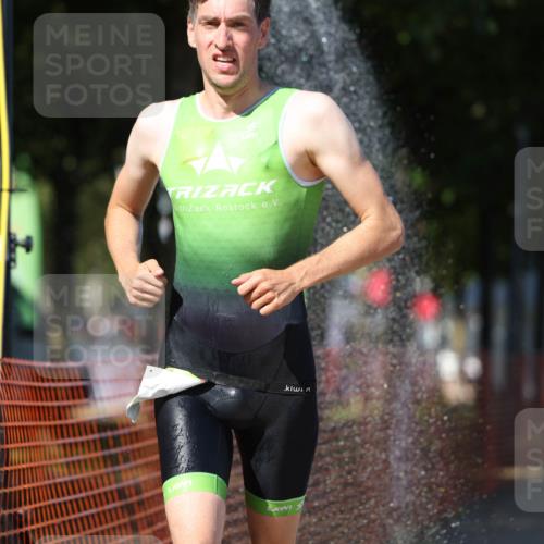 07.09.2025 - 19. Norderstedt Triathlon Michael Strokosch http://msf.ph/oto/8805022 07.09.2025 14:58:39 Laufen 1003 meine-sportfotos.de