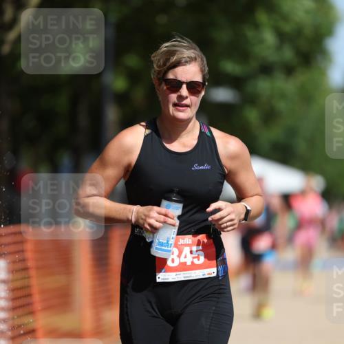 07.09.2025 - 19. Norderstedt Triathlon Michael Strokosch http://msf.ph/oto/8805027 07.09.2025 12:07:16 Laufen 821, 845 meine-sportfotos.de