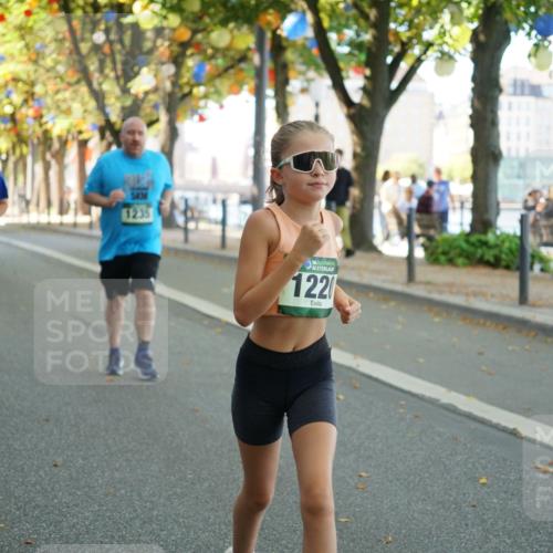 07.09.2025 - BARMER Alsterlauf Yannick Fuchs http://msf.ph/oto/8805029 07.09.2025 11:53:17 Laufen 8430, 1235, 36, 122 meine-sportfotos.de