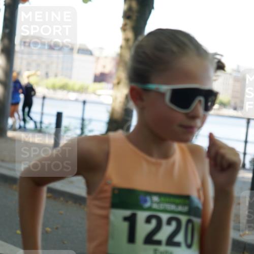 07.09.2025 - BARMER Alsterlauf Yannick Fuchs http://msf.ph/oto/8805070 07.09.2025 11:53:18 Laufen 1220 meine-sportfotos.de