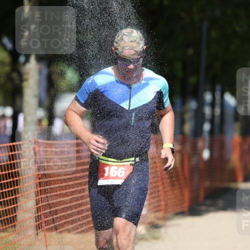 07.09.2025 - 19. Norderstedt Triathlon Michael Strokosch http://msf.ph/oto/8805093 07.09.2025 13:15:09 Laufen 166, 173, 308 meine-sportfotos.de