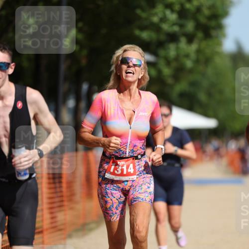 07.09.2025 - 19. Norderstedt Triathlon Michael Strokosch http://msf.ph/oto/8805113 07.09.2025 12:07:25 Laufen 152, 768, 1200, 1314, 1368 meine-sportfotos.de