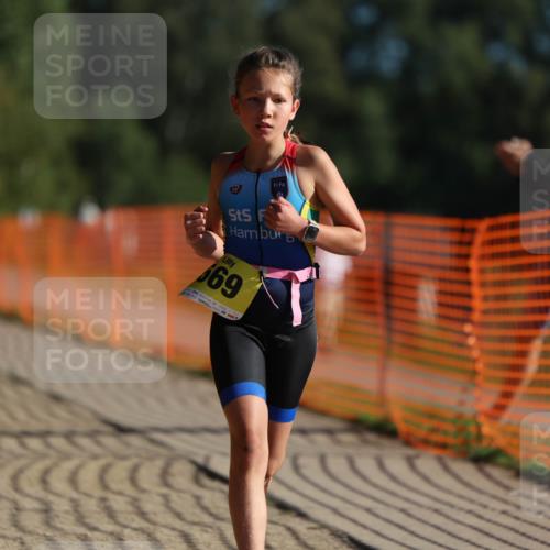 07.09.2025 - 19. Norderstedt Triathlon Michael Strokosch http://msf.ph/oto/8805165 07.09.2025 09:44:55 Laufen 569, 576, 598 meine-sportfotos.de