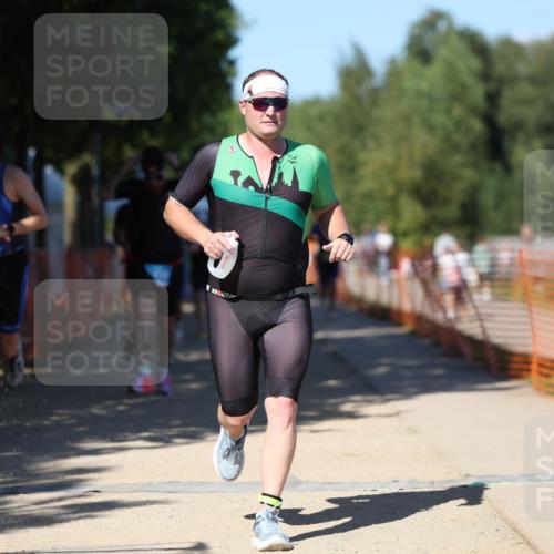 07.09.2025 - 19. Norderstedt Triathlon Michael Strokosch http://msf.ph/oto/8805166 07.09.2025 14:58:53 Laufen 373, 1000, 1011, 1018, 1034, 1042, 1459 meine-sportfotos.de