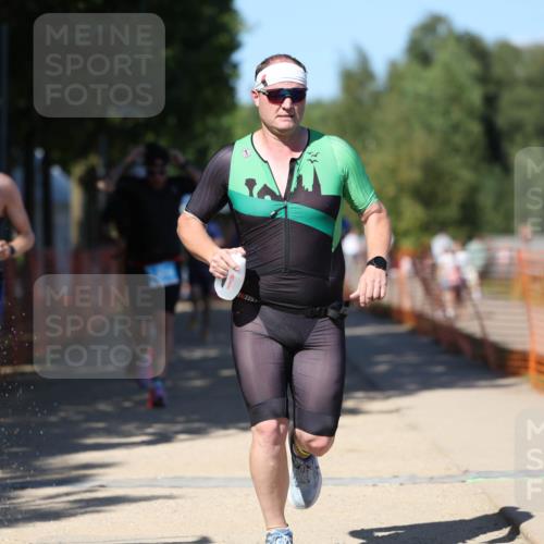 07.09.2025 - 19. Norderstedt Triathlon Michael Strokosch http://msf.ph/oto/8805183 07.09.2025 14:58:54 Laufen 373, 1000, 1011, 1018, 1034, 1039, 1042, 1459 meine-sportfotos.de