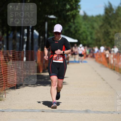 07.09.2025 - 19. Norderstedt Triathlon Michael Strokosch http://msf.ph/oto/8805240 07.09.2025 13:15:24 Laufen 346, 1338 meine-sportfotos.de
