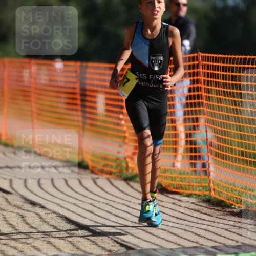 07.09.2025 - 19. Norderstedt Triathlon Michael Strokosch http://msf.ph/oto/8805289 07.09.2025 09:45:08 Laufen 567 meine-sportfotos.de