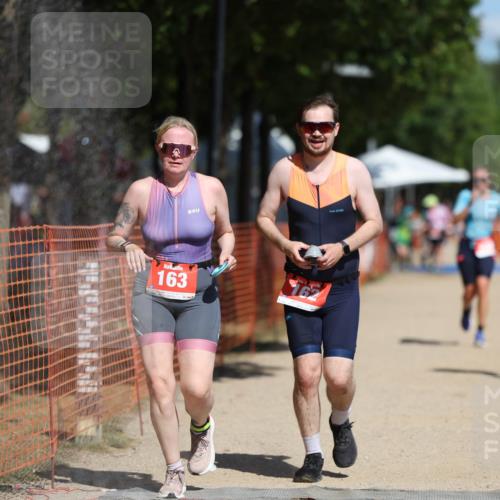07.09.2025 - 19. Norderstedt Triathlon Michael Strokosch http://msf.ph/oto/8805340 07.09.2025 12:37:36 Laufen 162, 163, 192, 699, 761 meine-sportfotos.de