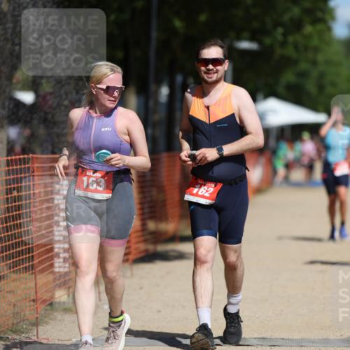 07.09.2025 - 19. Norderstedt Triathlon Michael Strokosch http://msf.ph/oto/8805357 07.09.2025 12:37:37 Laufen 162, 163, 192, 699, 761 meine-sportfotos.de