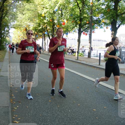 07.09.2025 - BARMER Alsterlauf Yannick Fuchs http://msf.ph/oto/8805535 07.09.2025 11:53:41 Laufen 1075, 1074, 119 meine-sportfotos.de