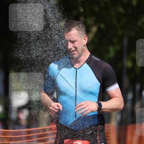 07.09.2025 - 19. Norderstedt Triathlon Michael Strokosch http://msf.ph/oto/8805561 07.09.2025 12:08:05 Laufen 734, 1223, 1288 meine-sportfotos.de