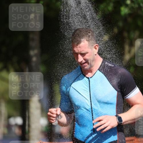 07.09.2025 - 19. Norderstedt Triathlon Michael Strokosch http://msf.ph/oto/8805567 07.09.2025 12:08:05 Laufen 734, 1223, 1288 meine-sportfotos.de
