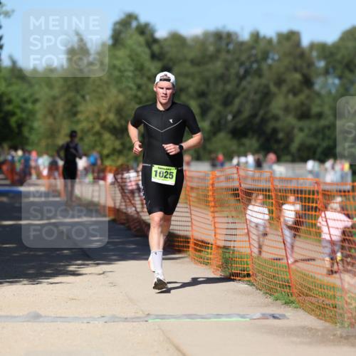 07.09.2025 - 19. Norderstedt Triathlon Michael Strokosch http://msf.ph/oto/8805581 07.09.2025 14:59:36 Laufen 1025 meine-sportfotos.de
