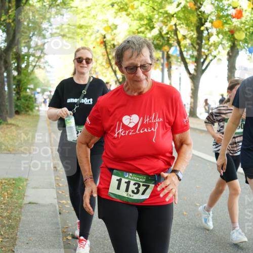 07.09.2025 - BARMER Alsterlauf Yannick Fuchs http://msf.ph/oto/8805604 07.09.2025 11:53:55 Laufen 35, 8285, 36, 1137 meine-sportfotos.de