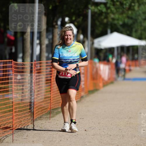 07.09.2025 - 19. Norderstedt Triathlon Michael Strokosch http://msf.ph/oto/8805653 07.09.2025 11:10:31 Laufen 1112 meine-sportfotos.de