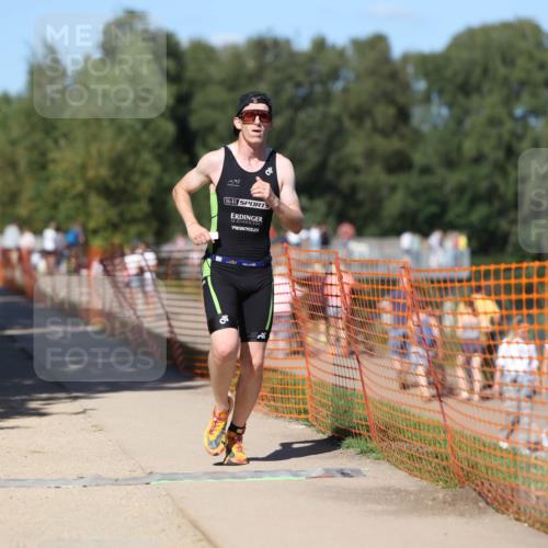 07.09.2025 - 19. Norderstedt Triathlon Michael Strokosch http://msf.ph/oto/8805671 07.09.2025 14:59:45 Laufen 995 meine-sportfotos.de