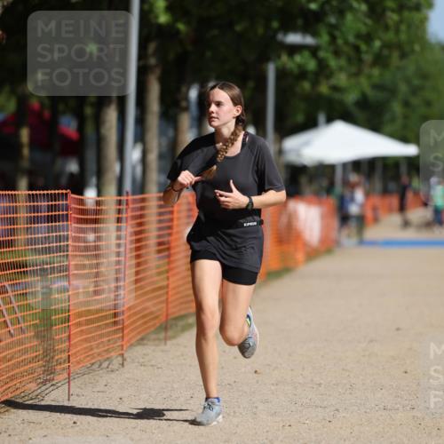 07.09.2025 - 19. Norderstedt Triathlon Michael Strokosch http://msf.ph/oto/8805720 07.09.2025 11:11:38 Laufen 666 meine-sportfotos.de
