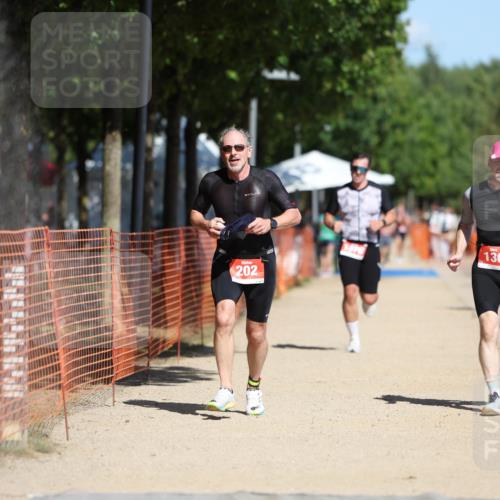 07.09.2025 - 19. Norderstedt Triathlon Michael Strokosch http://msf.ph/oto/8805721 07.09.2025 12:38:07 Laufen 136, 202, 1378 meine-sportfotos.de