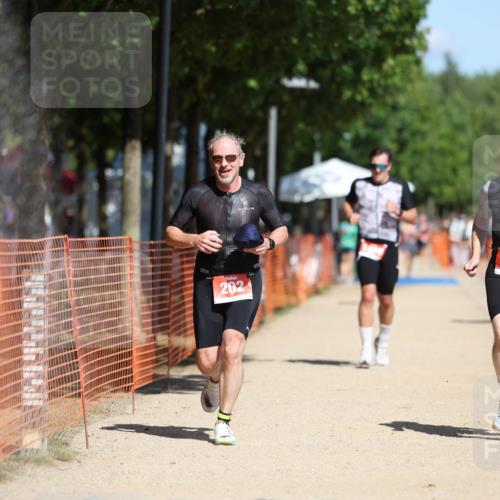 07.09.2025 - 19. Norderstedt Triathlon Michael Strokosch http://msf.ph/oto/8805733 07.09.2025 12:38:07 Laufen 136, 202, 1378 meine-sportfotos.de