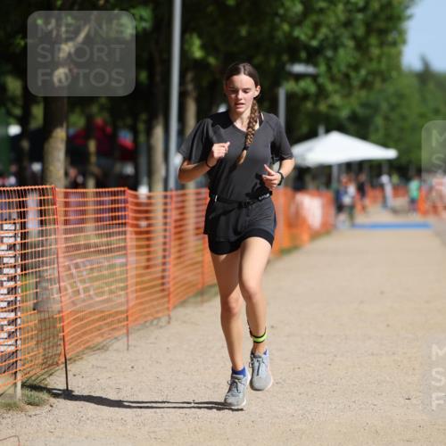 07.09.2025 - 19. Norderstedt Triathlon Michael Strokosch http://msf.ph/oto/8805750 07.09.2025 11:11:38 Laufen 666 meine-sportfotos.de