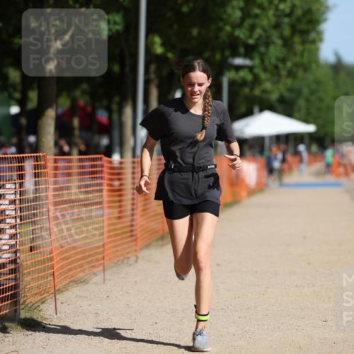 07.09.2025 - 19. Norderstedt Triathlon Michael Strokosch http://msf.ph/oto/8805756 07.09.2025 11:11:39 Laufen 666 meine-sportfotos.de