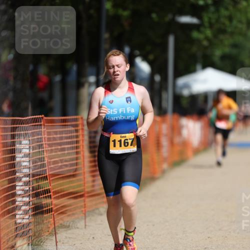 07.09.2025 - 19. Norderstedt Triathlon Michael Strokosch http://msf.ph/oto/8805761 07.09.2025 12:08:23 Laufen 149, 1167, 1210, 1236 meine-sportfotos.de