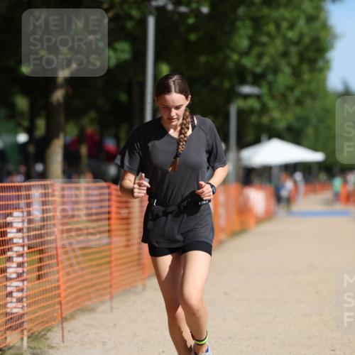 07.09.2025 - 19. Norderstedt Triathlon Michael Strokosch http://msf.ph/oto/8805775 07.09.2025 11:11:39 Laufen 666 meine-sportfotos.de
