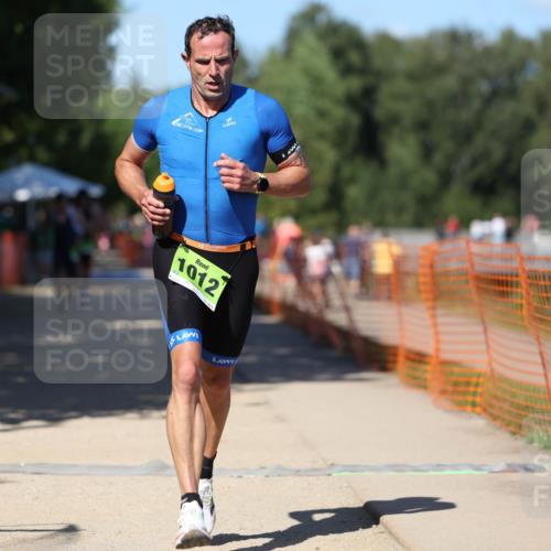 07.09.2025 - 19. Norderstedt Triathlon Michael Strokosch http://msf.ph/oto/8805783 07.09.2025 15:00:08 Laufen 411, 1012 meine-sportfotos.de