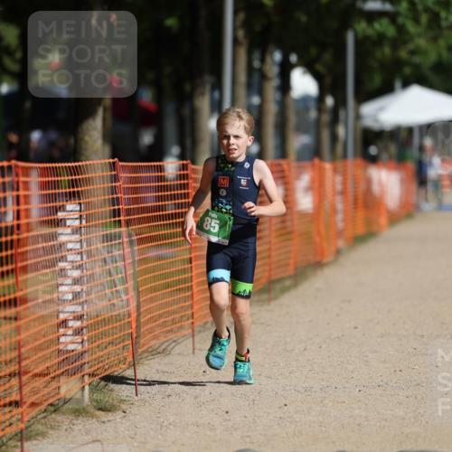 07.09.2025 - 19. Norderstedt Triathlon Michael Strokosch http://msf.ph/oto/8805824 07.09.2025 11:12:38 Laufen 85 meine-sportfotos.de