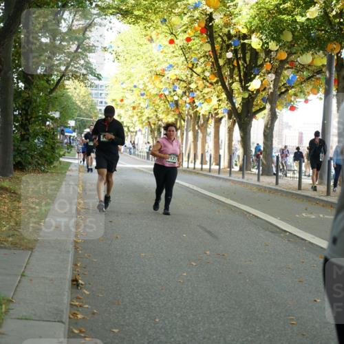 07.09.2025 - BARMER Alsterlauf Yannick Fuchs http://msf.ph/oto/8805825 07.09.2025 11:54:18 Laufen 1271 meine-sportfotos.de