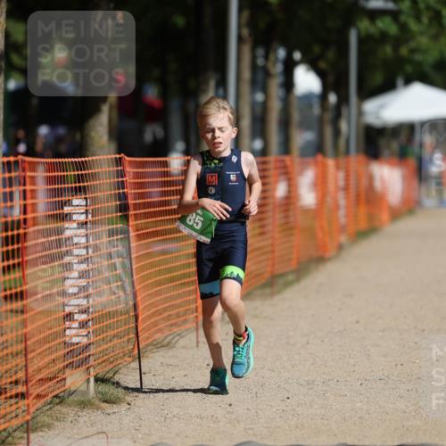 07.09.2025 - 19. Norderstedt Triathlon Michael Strokosch http://msf.ph/oto/8805831 07.09.2025 11:12:39 Laufen 85 meine-sportfotos.de