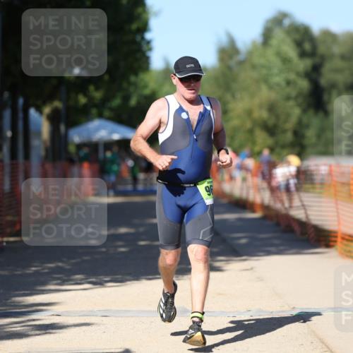 07.09.2025 - 19. Norderstedt Triathlon Michael Strokosch http://msf.ph/oto/8805906 07.09.2025 15:00:18 Laufen 963, 999 meine-sportfotos.de