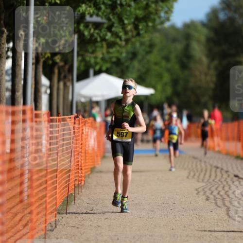 07.09.2025 - 19. Norderstedt Triathlon Michael Strokosch http://msf.ph/oto/8805944 07.09.2025 09:46:09 Laufen 597 meine-sportfotos.de