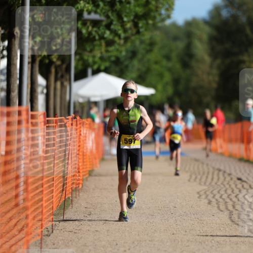 07.09.2025 - 19. Norderstedt Triathlon Michael Strokosch http://msf.ph/oto/8805950 07.09.2025 09:46:09 Laufen 597 meine-sportfotos.de