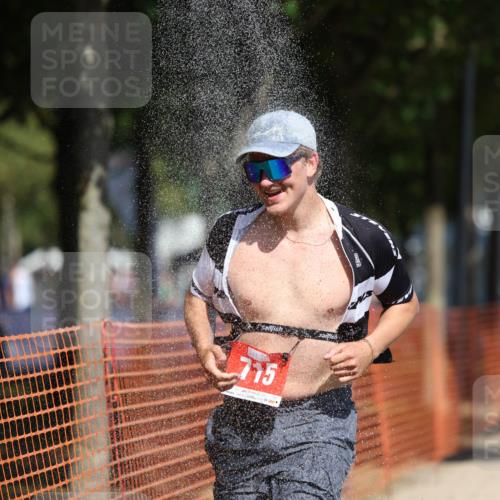 07.09.2025 - 19. Norderstedt Triathlon Michael Strokosch http://msf.ph/oto/8805967 07.09.2025 12:38:26 Laufen 715, 720, 1224 meine-sportfotos.de