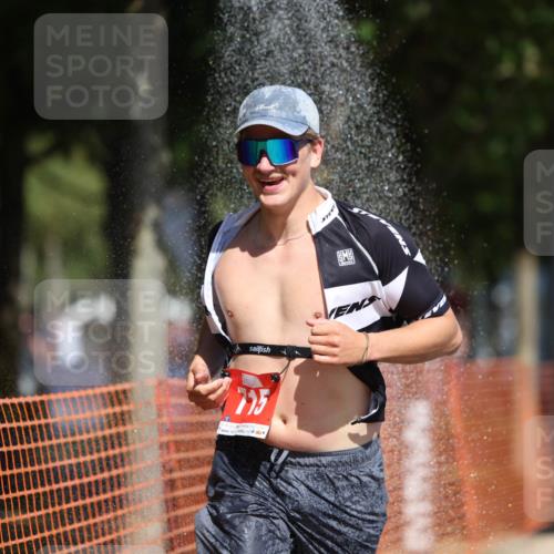 07.09.2025 - 19. Norderstedt Triathlon Michael Strokosch http://msf.ph/oto/8805975 07.09.2025 12:38:27 Laufen 715, 720, 1224 meine-sportfotos.de