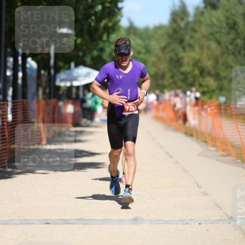 07.09.2025 - 19. Norderstedt Triathlon Michael Strokosch http://msf.ph/oto/8805978 07.09.2025 13:16:56 Laufen 735, 1261, 1283 meine-sportfotos.de
