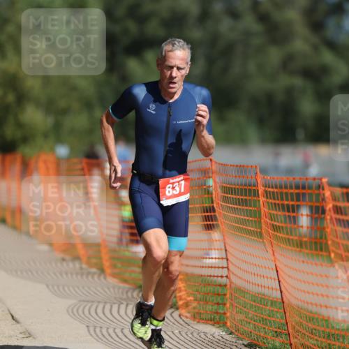 07.09.2025 - 19. Norderstedt Triathlon Michael Strokosch http://msf.ph/oto/8805979 07.09.2025 12:08:34 Laufen 149, 837 meine-sportfotos.de