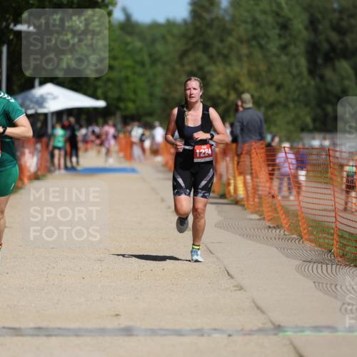 07.09.2025 - 19. Norderstedt Triathlon Michael Strokosch http://msf.ph/oto/8805990 07.09.2025 12:38:31 Laufen 720, 1224 meine-sportfotos.de