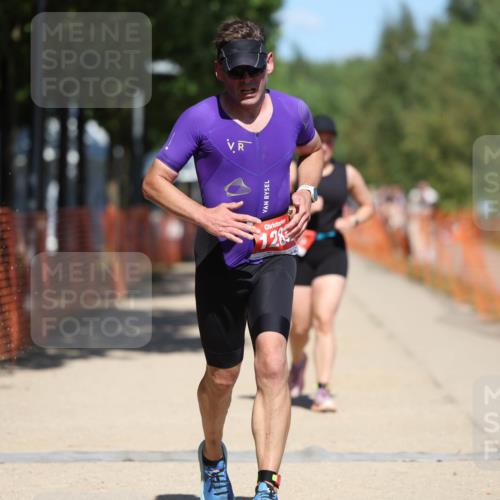 07.09.2025 - 19. Norderstedt Triathlon Michael Strokosch http://msf.ph/oto/8806013 07.09.2025 13:16:57 Laufen 735, 1261, 1283 meine-sportfotos.de