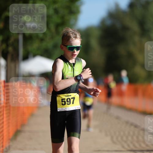 07.09.2025 - 19. Norderstedt Triathlon Michael Strokosch http://msf.ph/oto/8806035 07.09.2025 09:46:13 Laufen 555, 597 meine-sportfotos.de