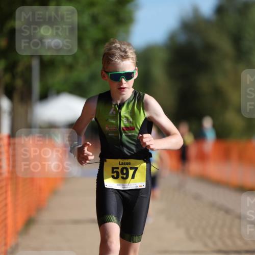 07.09.2025 - 19. Norderstedt Triathlon Michael Strokosch http://msf.ph/oto/8806041 07.09.2025 09:46:13 Laufen 555, 597 meine-sportfotos.de