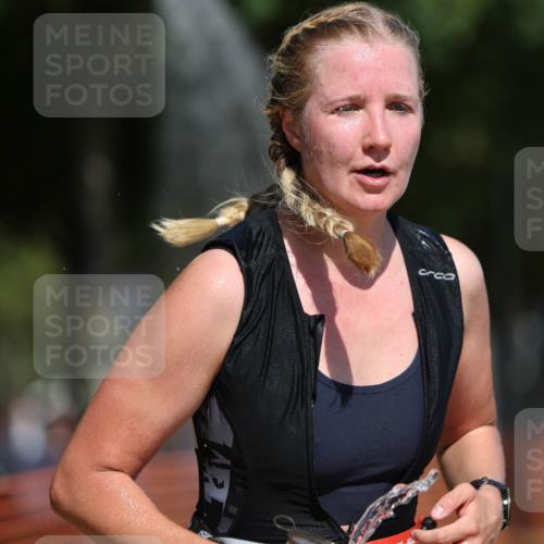 07.09.2025 - 19. Norderstedt Triathlon Michael Strokosch http://msf.ph/oto/8806079 07.09.2025 12:38:36 Laufen 720, 1224 meine-sportfotos.de