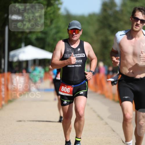 07.09.2025 - 19. Norderstedt Triathlon Michael Strokosch http://msf.ph/oto/8806081 07.09.2025 12:08:52 Laufen 185, 253, 806, 1244 meine-sportfotos.de