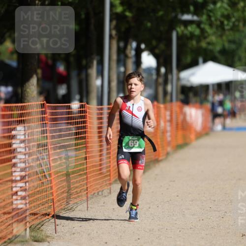 07.09.2025 - 19. Norderstedt Triathlon Michael Strokosch http://msf.ph/oto/8806091 07.09.2025 11:14:09 Laufen 69 meine-sportfotos.de
